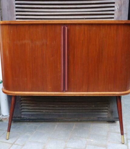 wall-dresser-with-sliding-doors-1960s-1.jpg